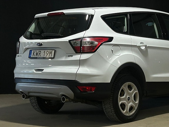 Ford Kuga 8 of 21