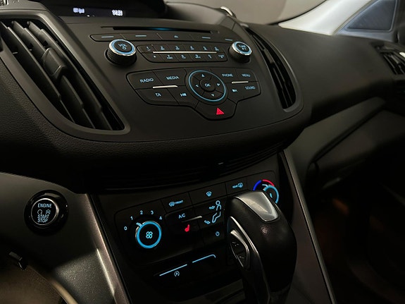 Ford Kuga 15 of 21