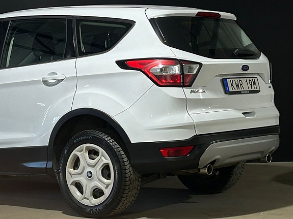 Ford Kuga 9 of 21