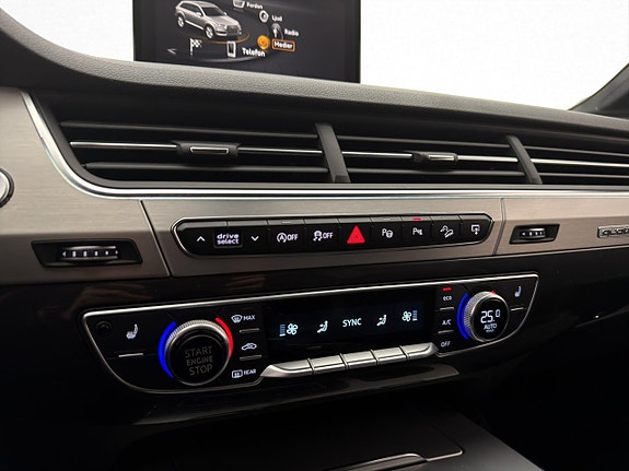 Audi Q7 21 of 30