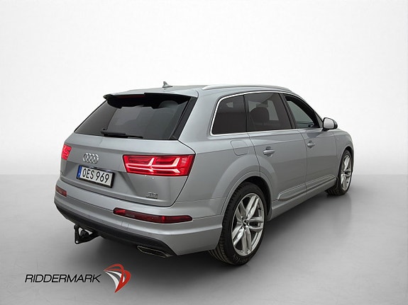 Audi Q7 6 of 30