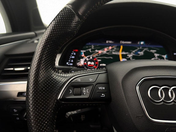 Audi Q7 25 of 30