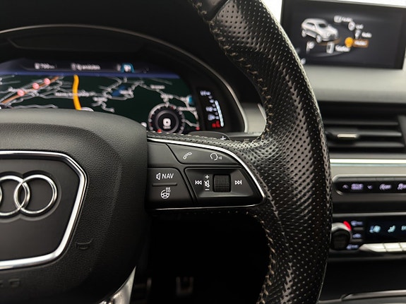 Audi Q7 24 of 30