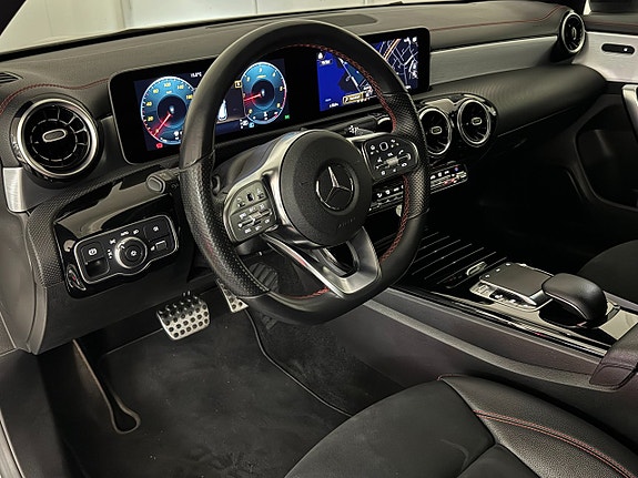 Mercedes-Benz CLA200 d 8 of 23