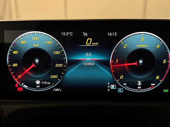 Mercedes-Benz CLA200 d 13 of 23