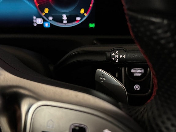 Mercedes-Benz CLA200 d 14 of 23