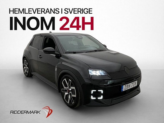 Renault 5 E-Tech 4 of 5