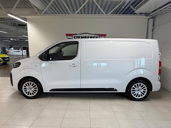 Peugeot e-Expert 2 of 5