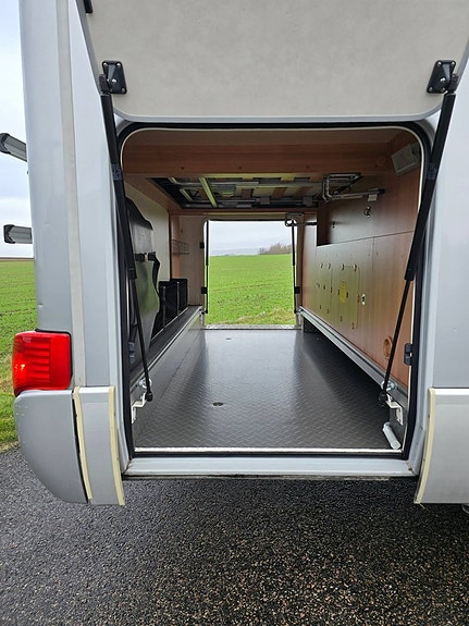 Hymer Tramp 698 CL 10 of 20