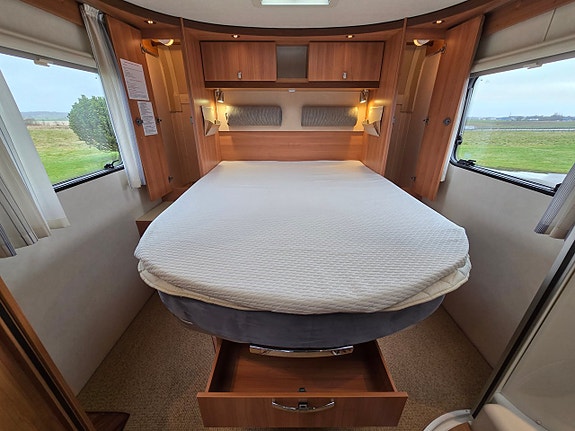 Hymer Tramp 698 CL 11 of 20