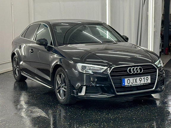 Audi A3 3 of 16