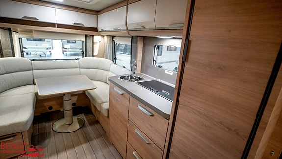 Knaus SÜDWIND BLACK SELECTION 500 FU | KAMPANJ 2 of 21