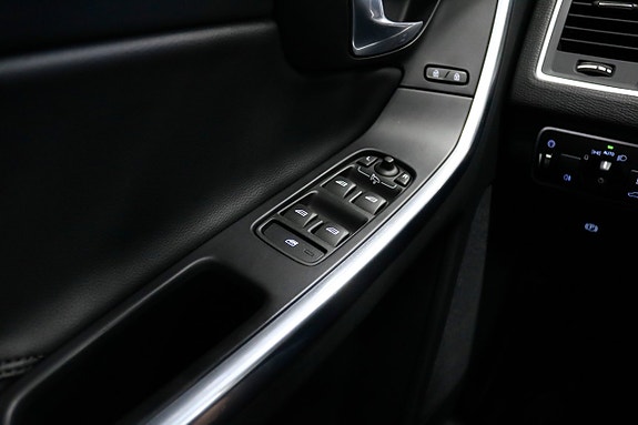 Volvo XC60 22 of 25