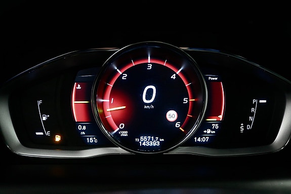 Volvo XC60 14 of 25