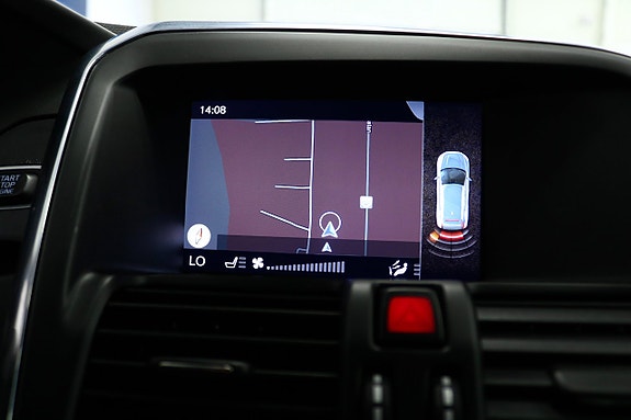 Volvo XC60 17 of 25