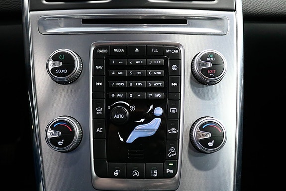 Volvo XC60 19 of 25