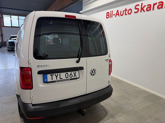 Volkswagen Caddy Maxi 5 of 5