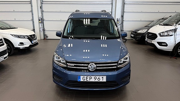 Volkswagen Caddy Maxi 2 of 5