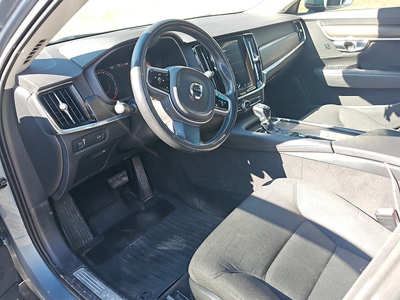 Volvo V90 Cross Country 5 of 5