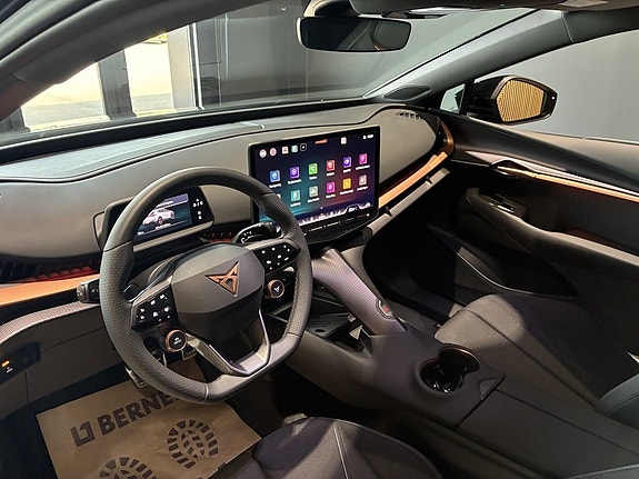 Cupra Tavascan 9 of 19