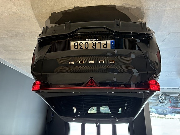 Cupra Tavascan 4 of 5