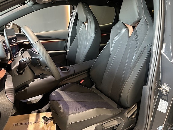 Cupra Tavascan 8 of 19