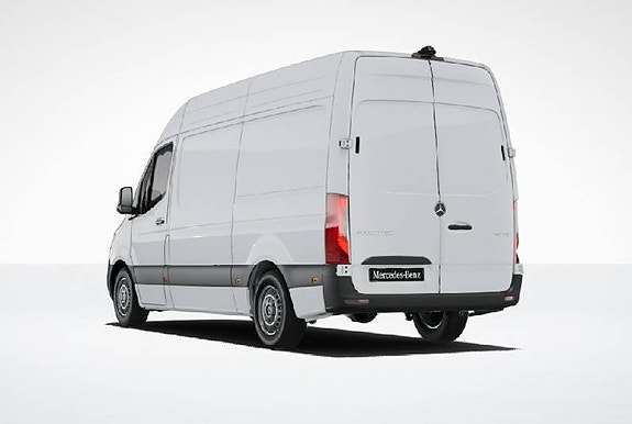 Mercedes-Benz Sprinter 317 2 of 4