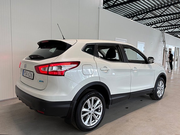 Nissan Qashqai 3 of 5
