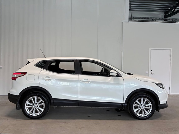 Nissan Qashqai 2 of 5