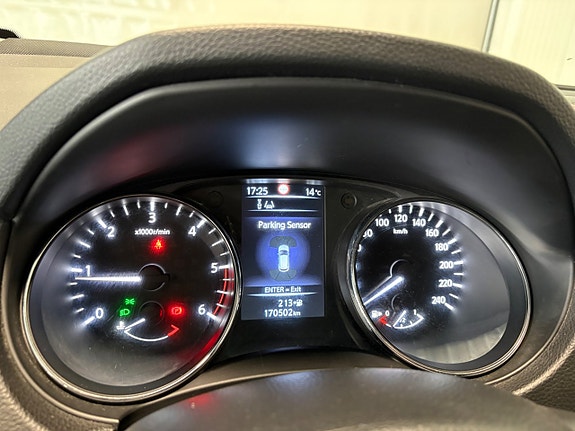 Nissan Qashqai 15 of 18