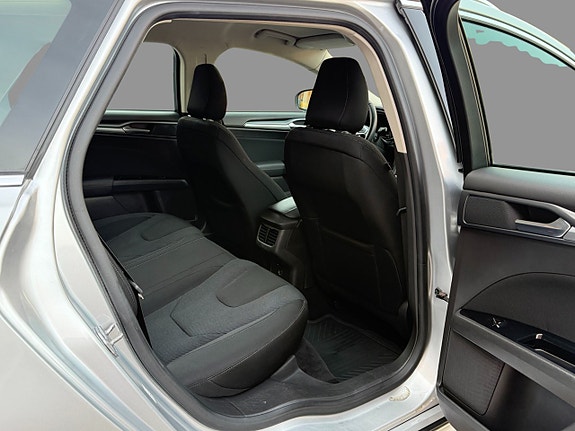 Ford Mondeo 11 of 27