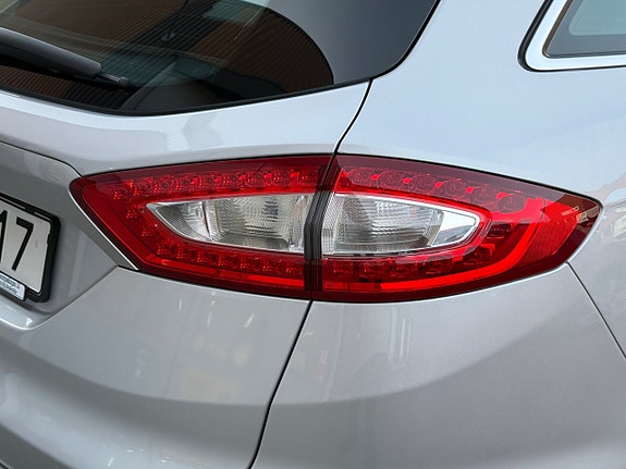 Ford Mondeo 8 of 27