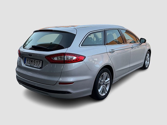 Ford Mondeo 4 of 27