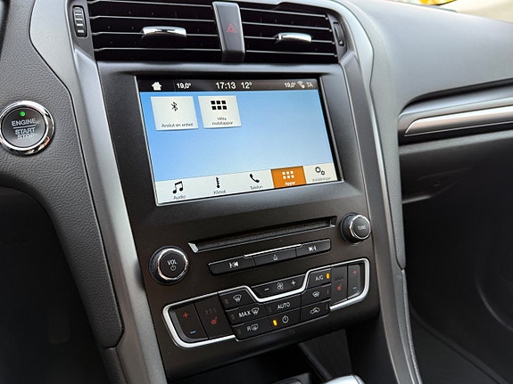 Ford Mondeo 24 of 27