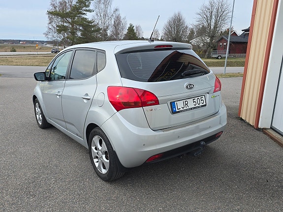 Kia Venga 3 of 5