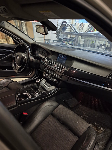 BMW 520d 5 of 5