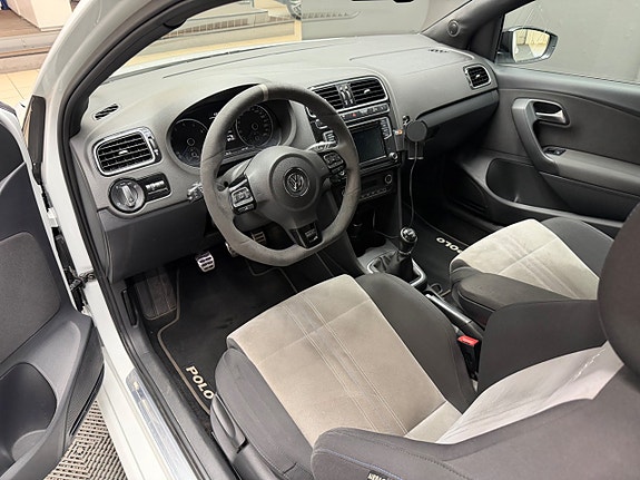 Volkswagen Polo 6 of 8
