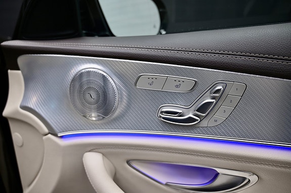 Mercedes-Benz E220 d 15 of 30