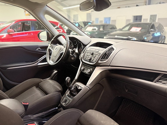 Opel Zafira Tourer 16 of 20