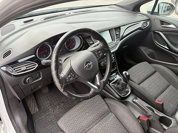Opel Astra 8 of 18