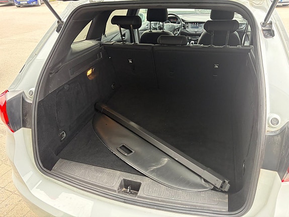 Opel Astra 17 of 18