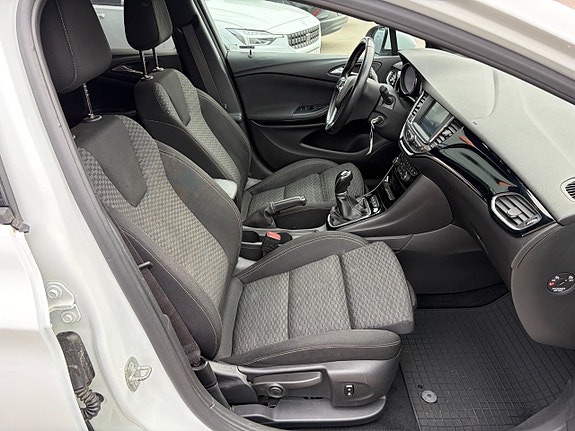 Opel Astra 6 of 18