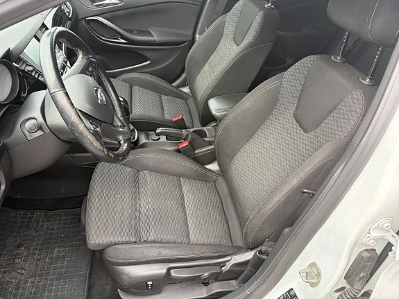 Opel Astra 10 of 18
