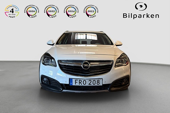 Opel Insignia Country Tourer 5 of 5