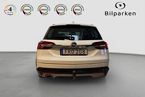Opel Insignia Country Tourer 6 of 25