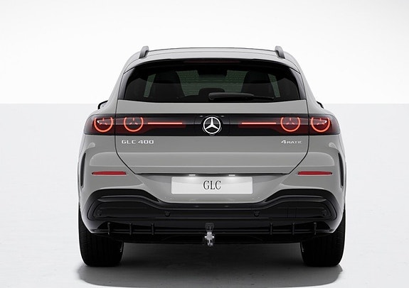 Mercedes-Benz GLC400 4 of 5