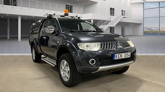 Mitsubishi L200 Club Cab