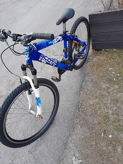 Product image 3 of 6