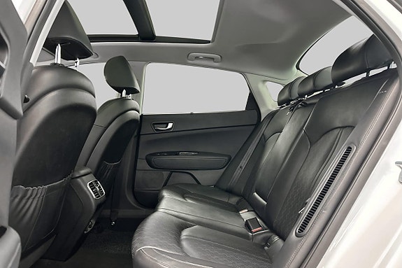 Kia Optima 8 of 20