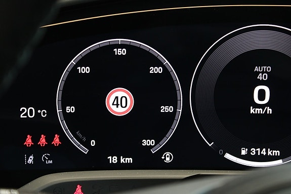 Porsche Taycan Sport Turismo 14 of 17